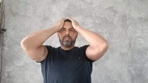 A picture of a frustrated man being used to illustrate the benefits of hypnosis in treating problems like that in a blog on Nick Hughes coaching site